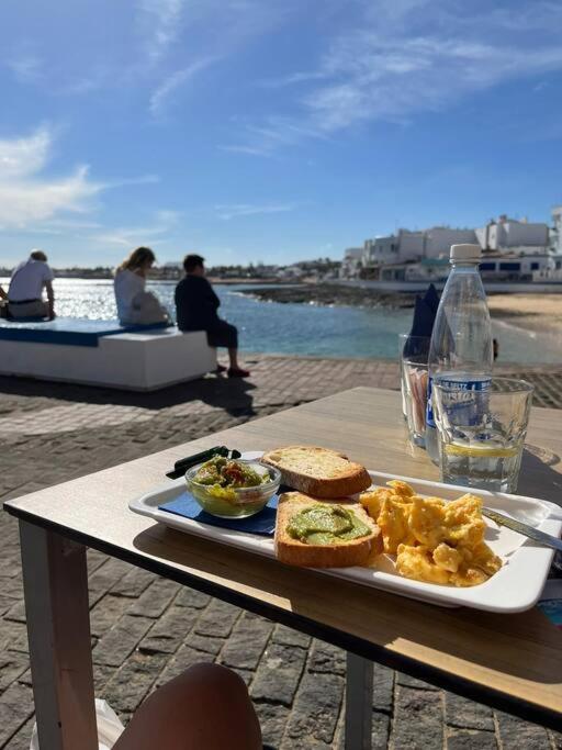 Apartamento Gilda: Beautiful Spacious Apartment. Seaview From Rooftop Terrace