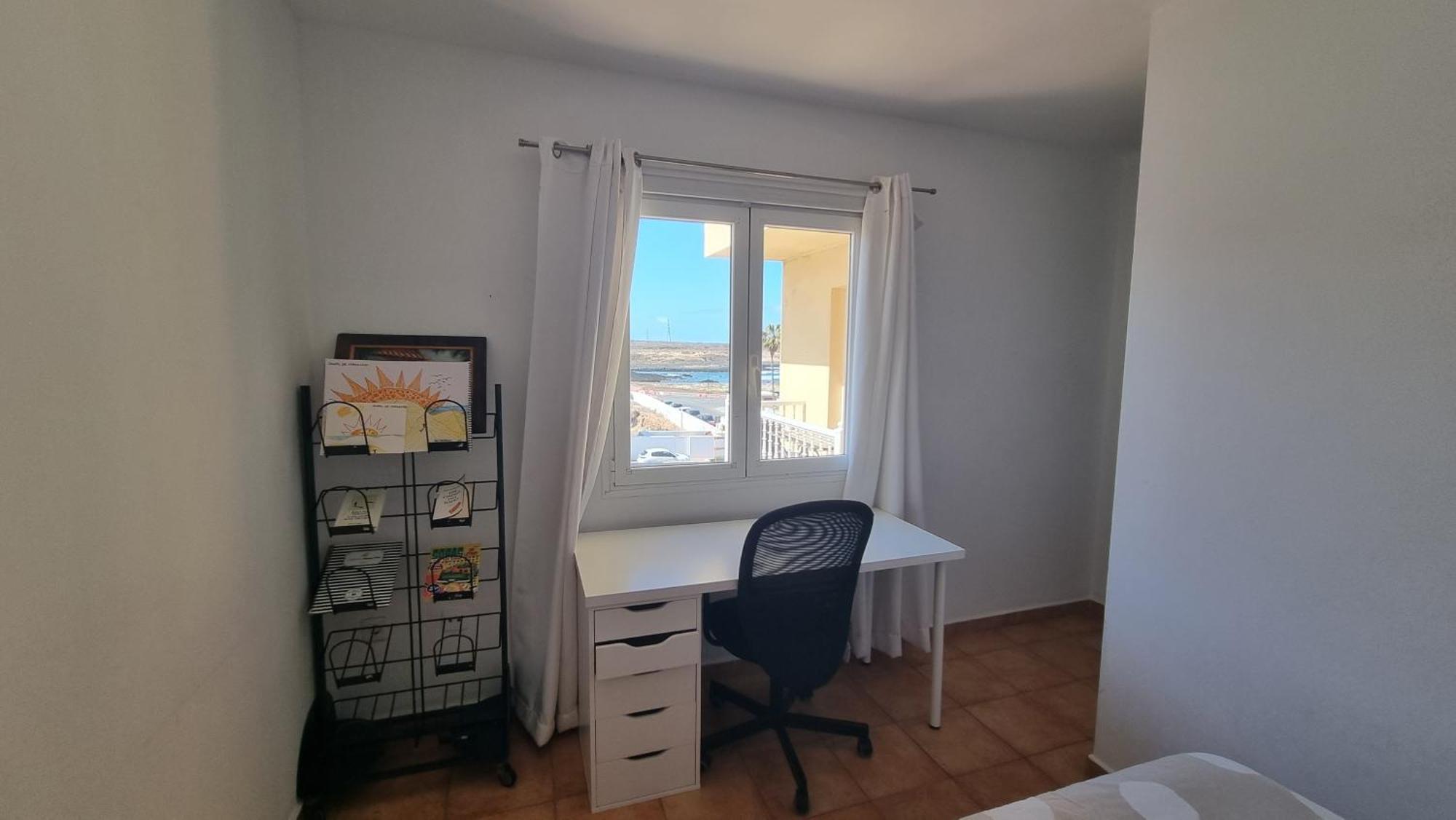 Gilda: Beautiful Spacious Apartment. Seaview From Rooftop Terrace Apartment *